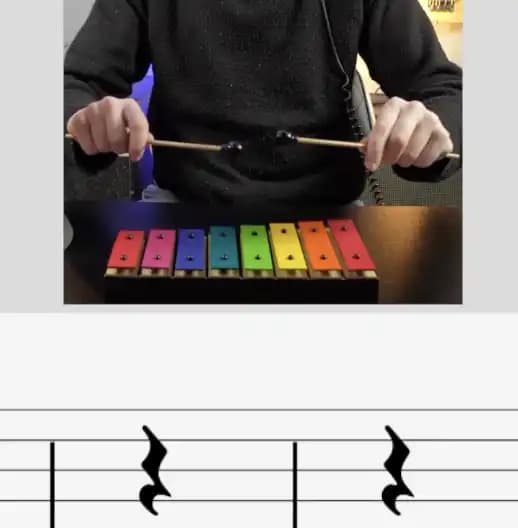 Kidstrument glockenspiel course thumbnail showing a rainbow glockenspiel and beaters